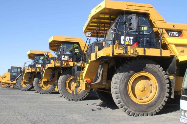 Earthmoving tyre